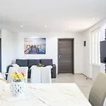 Milica Appartement *