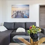 Milica Appartement *