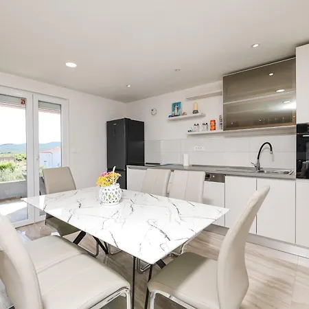 Milica Apartament